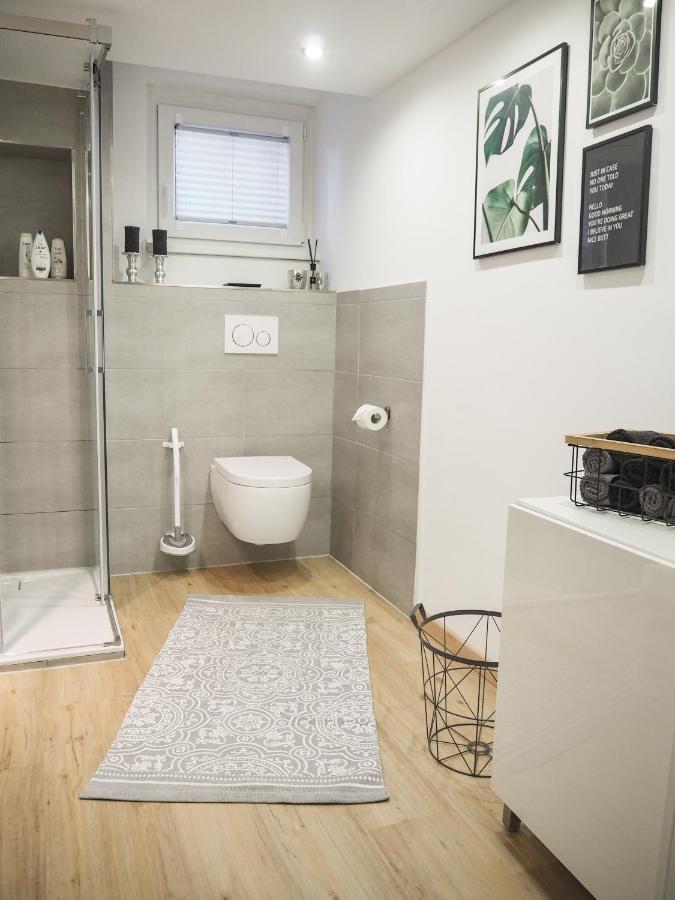 Stylische Wohnung In Ruhiger Lage, Sehr Messenah Laatzen Екстер'єр фото